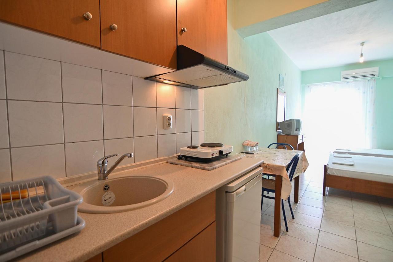 Greece Asprovalta Rooms Accomodation Apartment Hotel Petalo Εξωτερικό φωτογραφία
